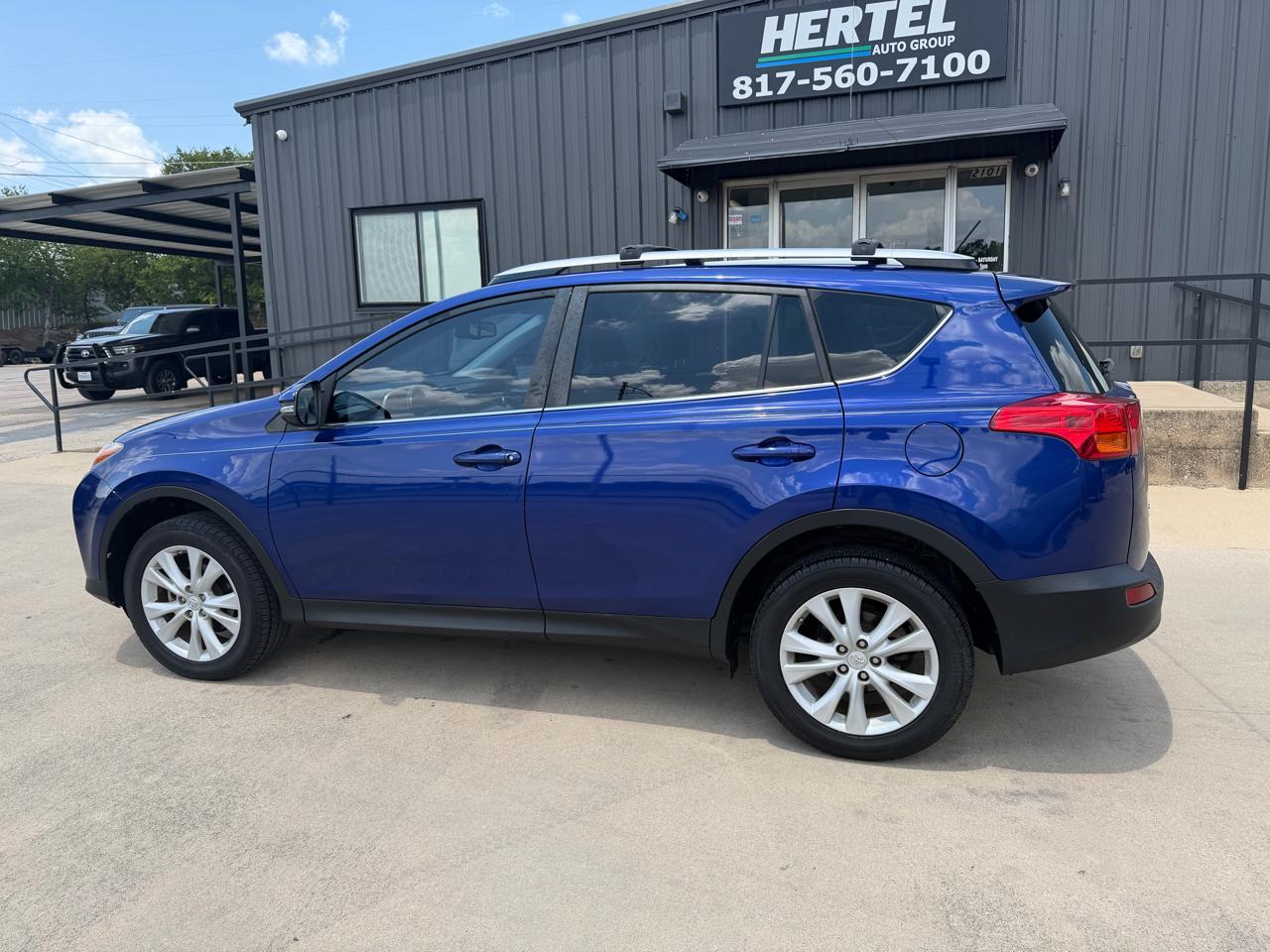 Toyota RAV4 Limited FWD 2015
