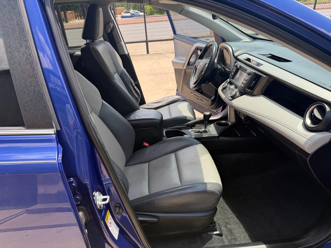 Toyota RAV4 Limited FWD 2015