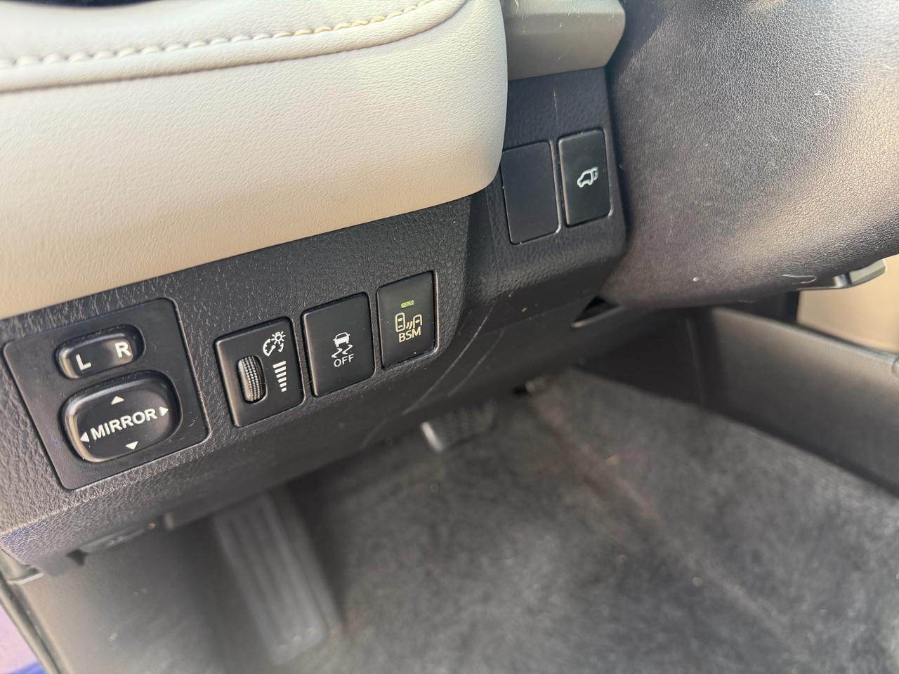 Toyota RAV4 Limited FWD 2015