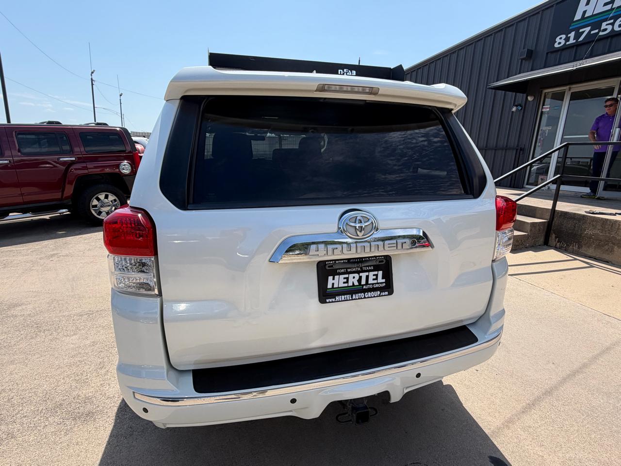 Toyota 4Runner SR5 2WD 2012