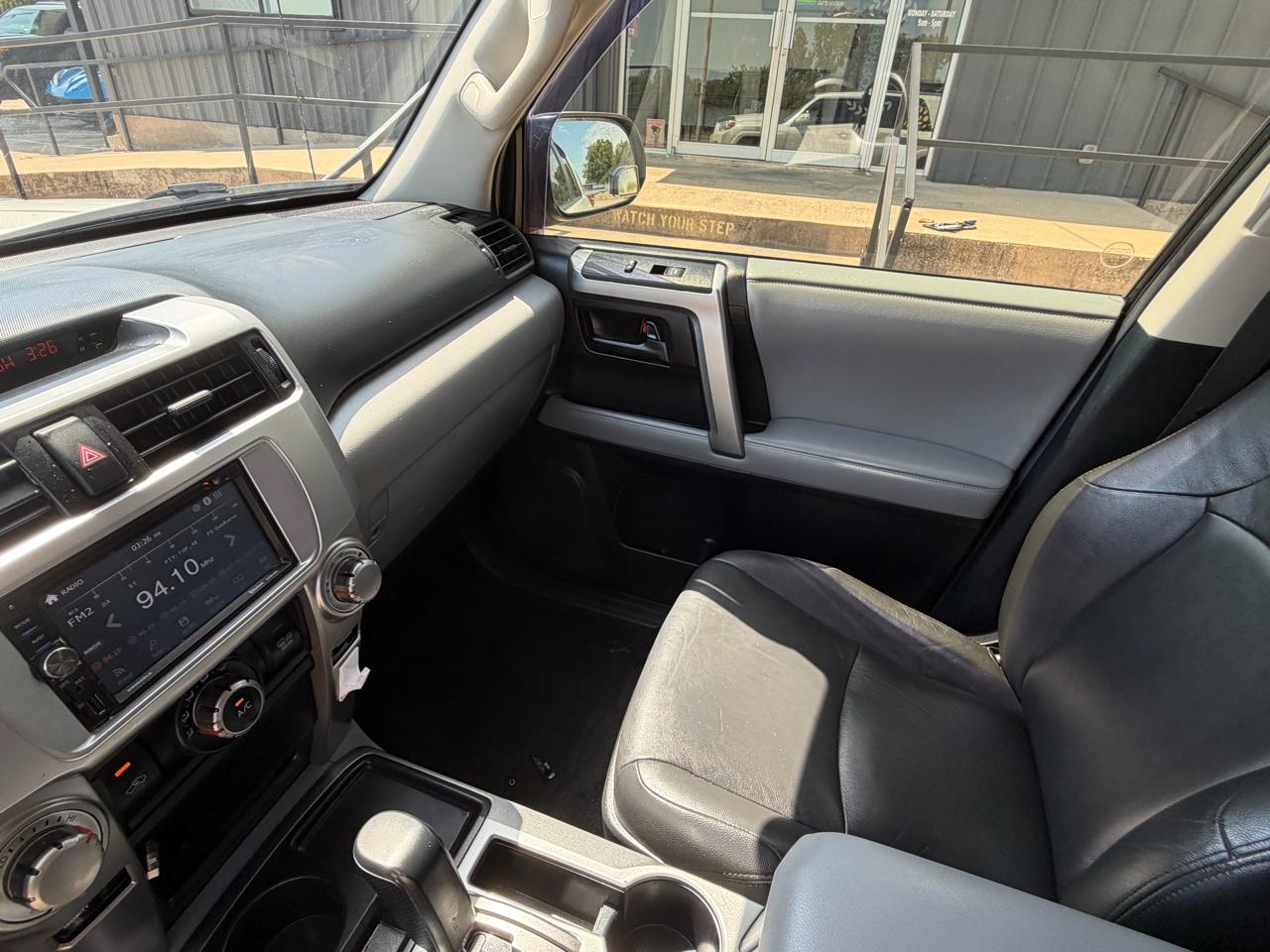Toyota 4Runner SR5 2WD 2012