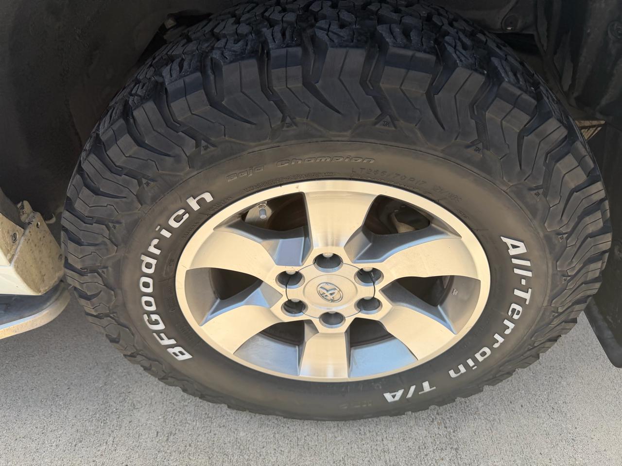 Toyota 4Runner SR5 2WD 2012