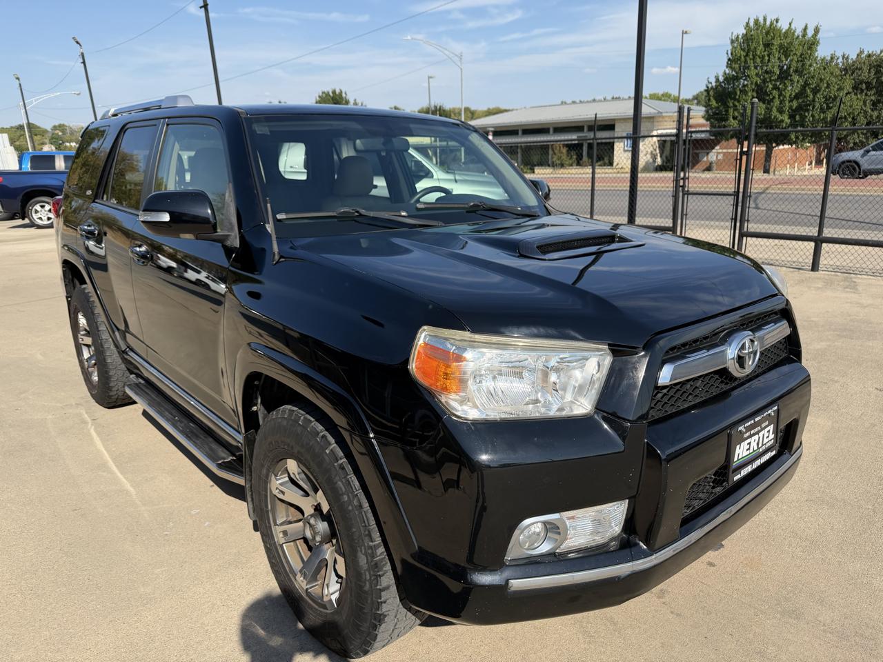 Toyota 4Runner SR5 2WD 2012