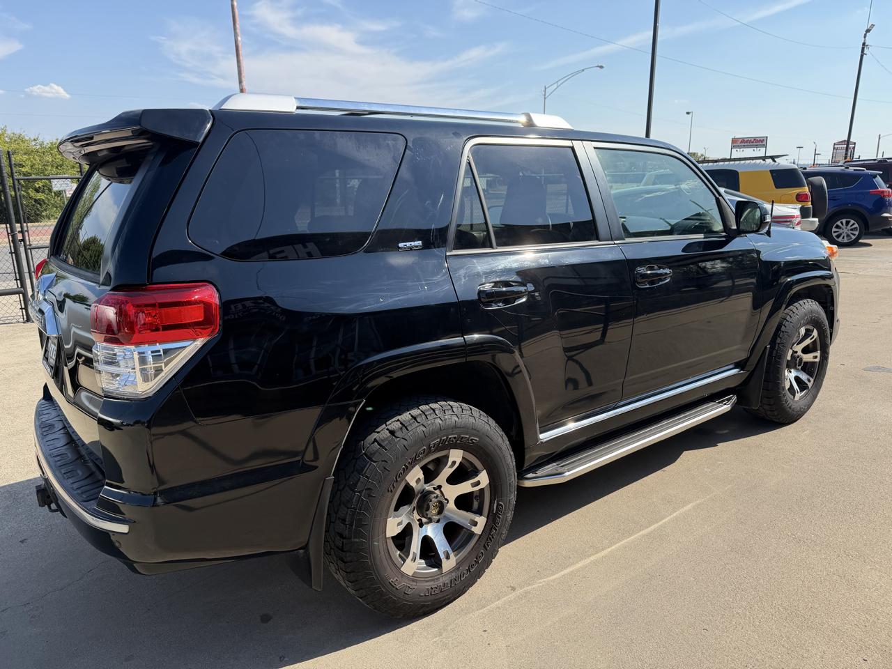 Toyota 4Runner SR5 2WD 2012