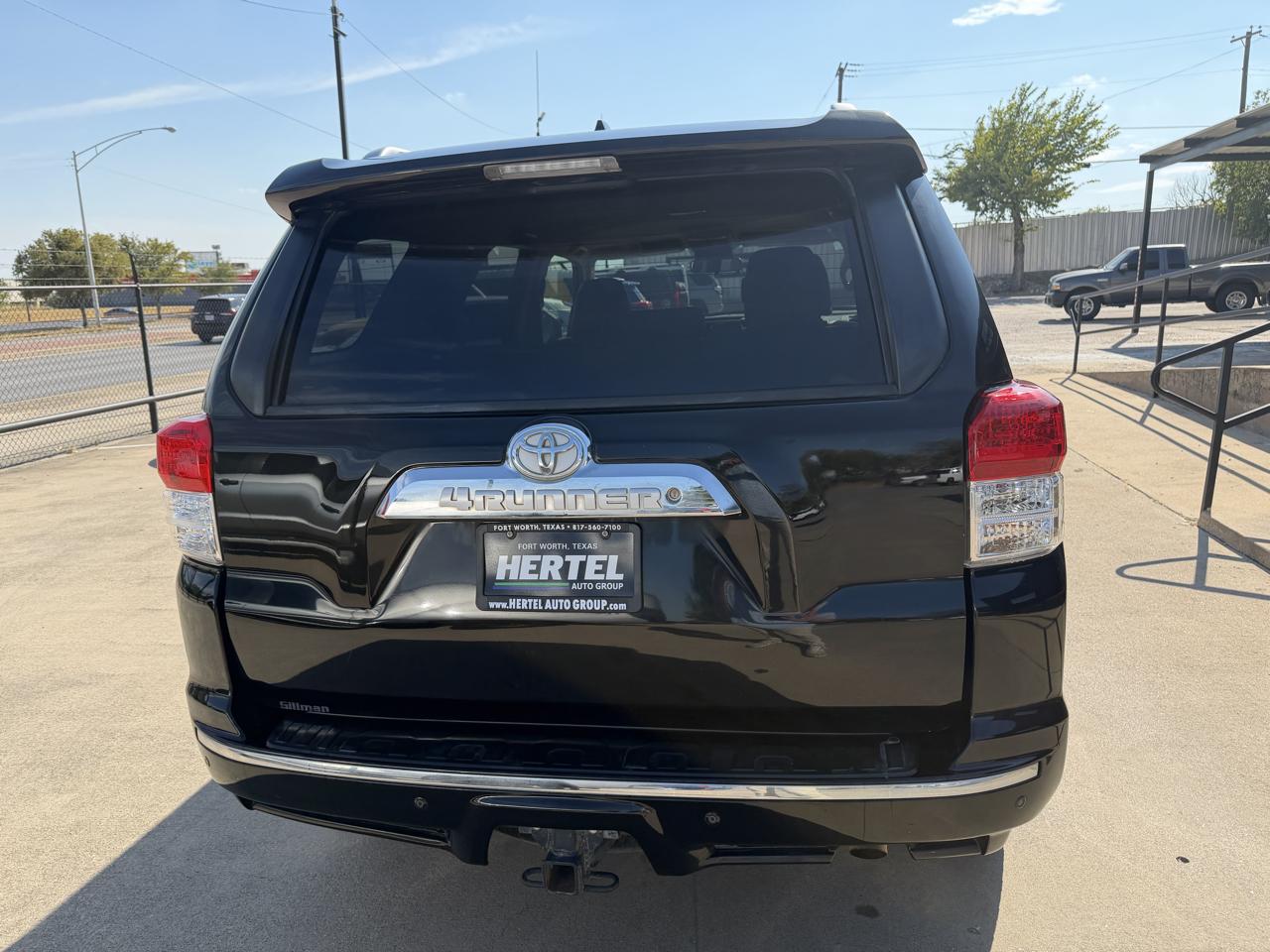 Toyota 4Runner SR5 2WD 2012