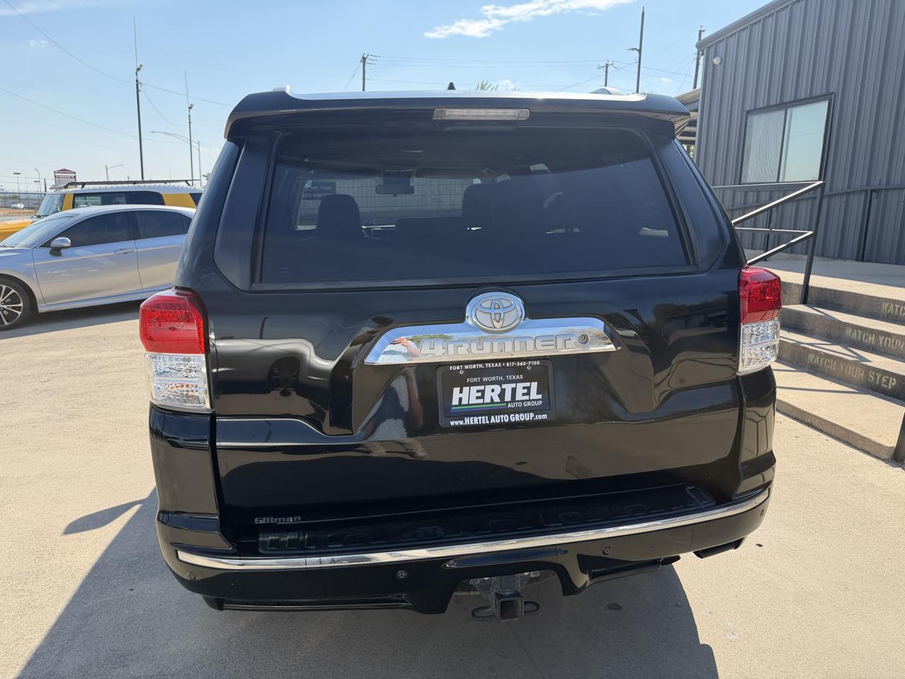 Toyota 4Runner SR5 2WD 2012