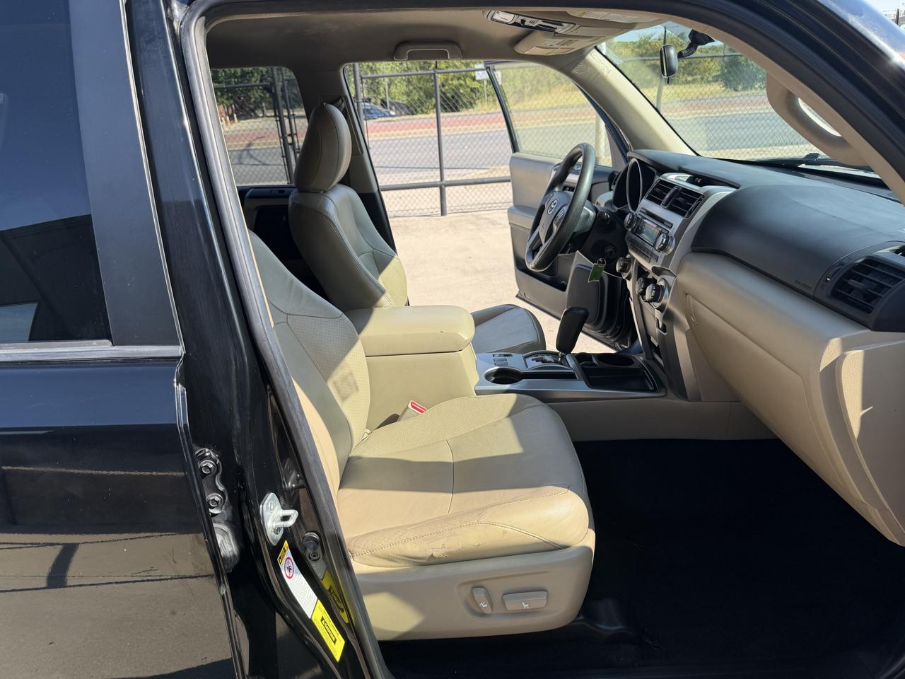 Toyota 4Runner SR5 2WD 2012
