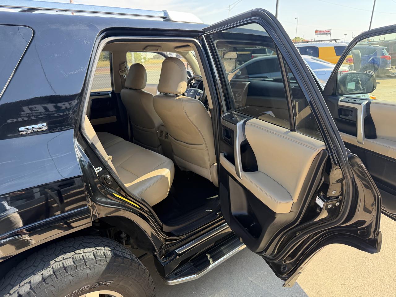 Toyota 4Runner SR5 2WD 2012