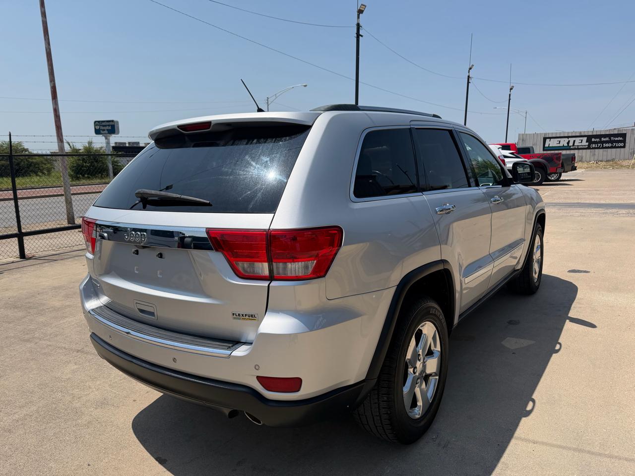 Jeep Grand Cherokee Limited 2WD 2012