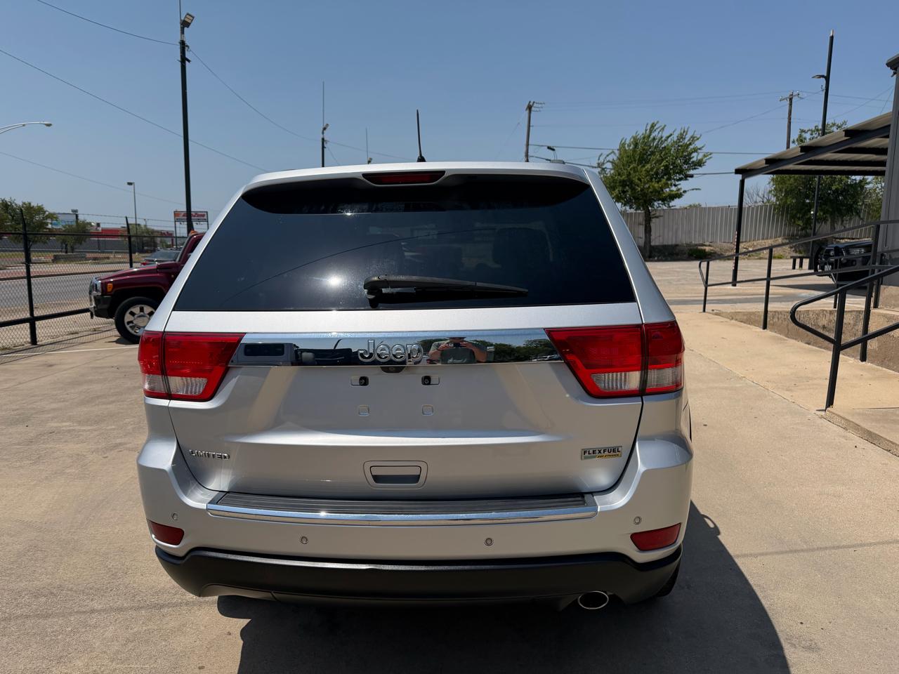 Jeep Grand Cherokee Limited 2WD 2012