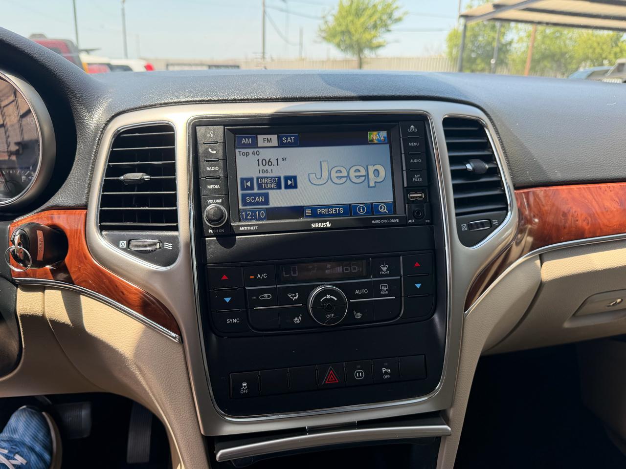 Jeep Grand Cherokee Limited 2WD 2012