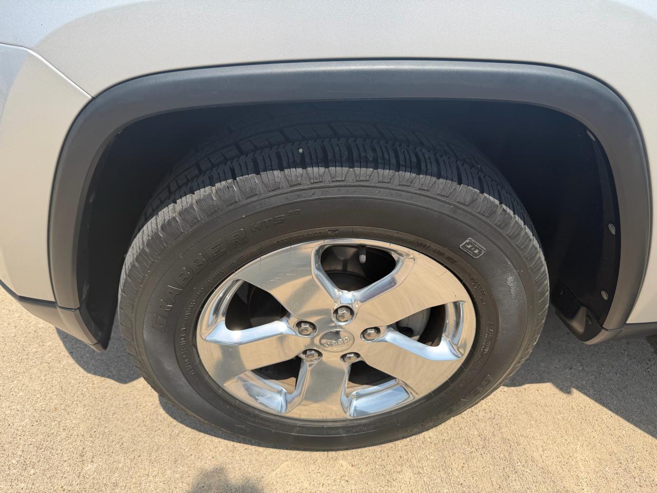 Jeep Grand Cherokee Limited 2WD 2012