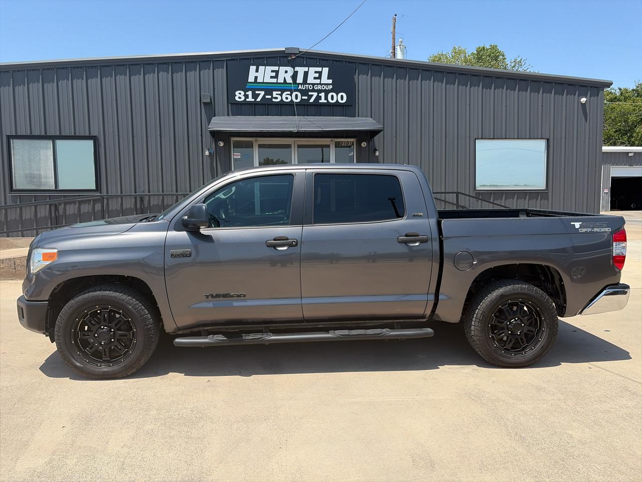 Toyota Tundra SR5 5.7L V8 FFV CrewMax 2WD 2016