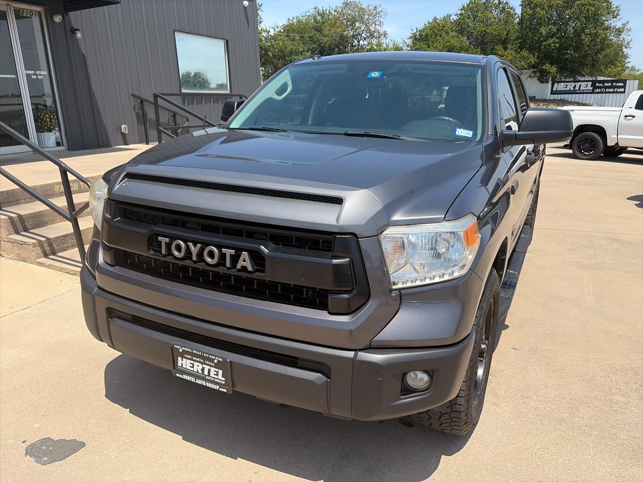 Toyota Tundra SR5 5.7L V8 FFV CrewMax 2WD 2016