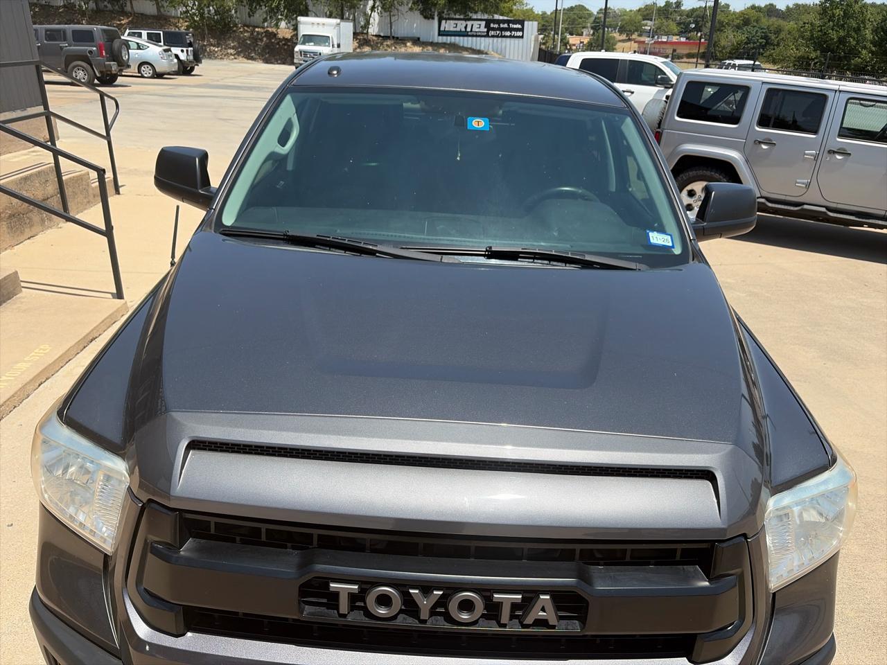 Toyota Tundra SR5 5.7L V8 FFV CrewMax 2WD 2016