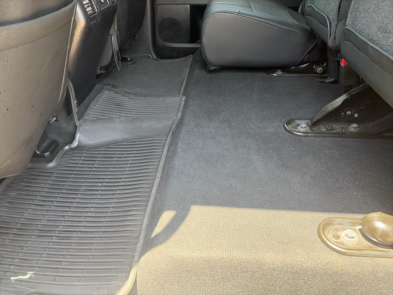 Toyota Tundra SR5 5.7L V8 FFV CrewMax 2WD 2016