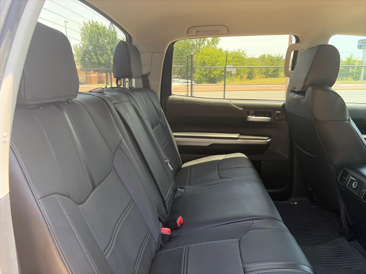 Toyota Tundra SR5 5.7L V8 FFV CrewMax 2WD 2016