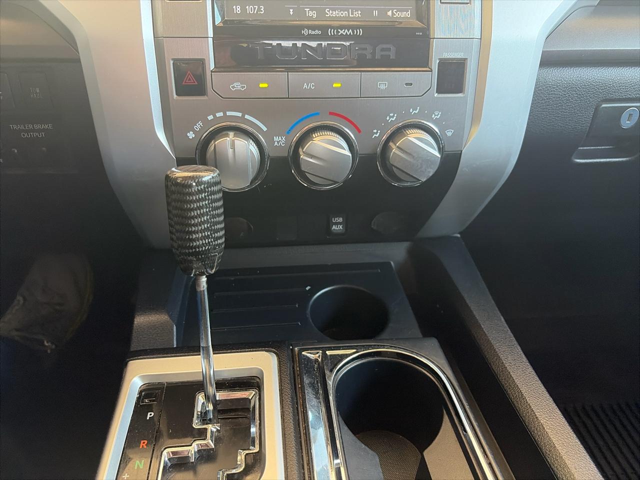 Toyota Tundra SR5 5.7L V8 FFV CrewMax 2WD 2016