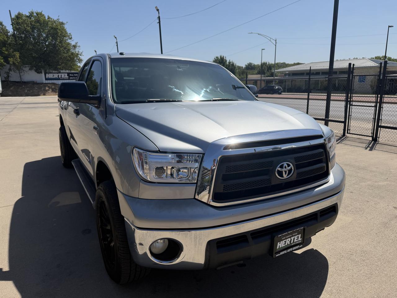 Toyota Tundra Tundra-Grade 5.7L FFV Double Cab 4WD 2010