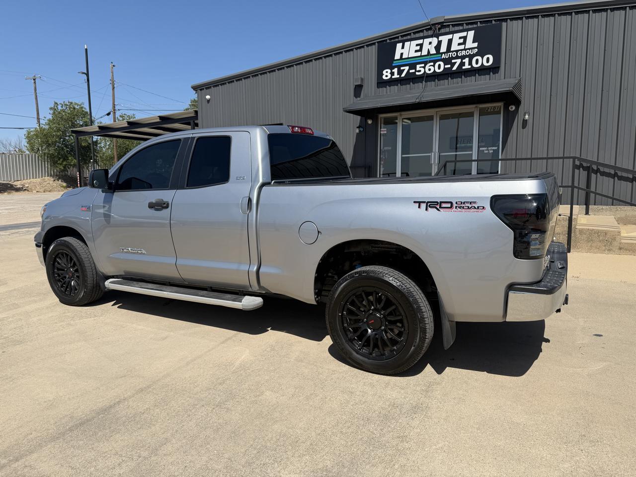 Toyota Tundra Tundra-Grade 5.7L FFV Double Cab 4WD 2010