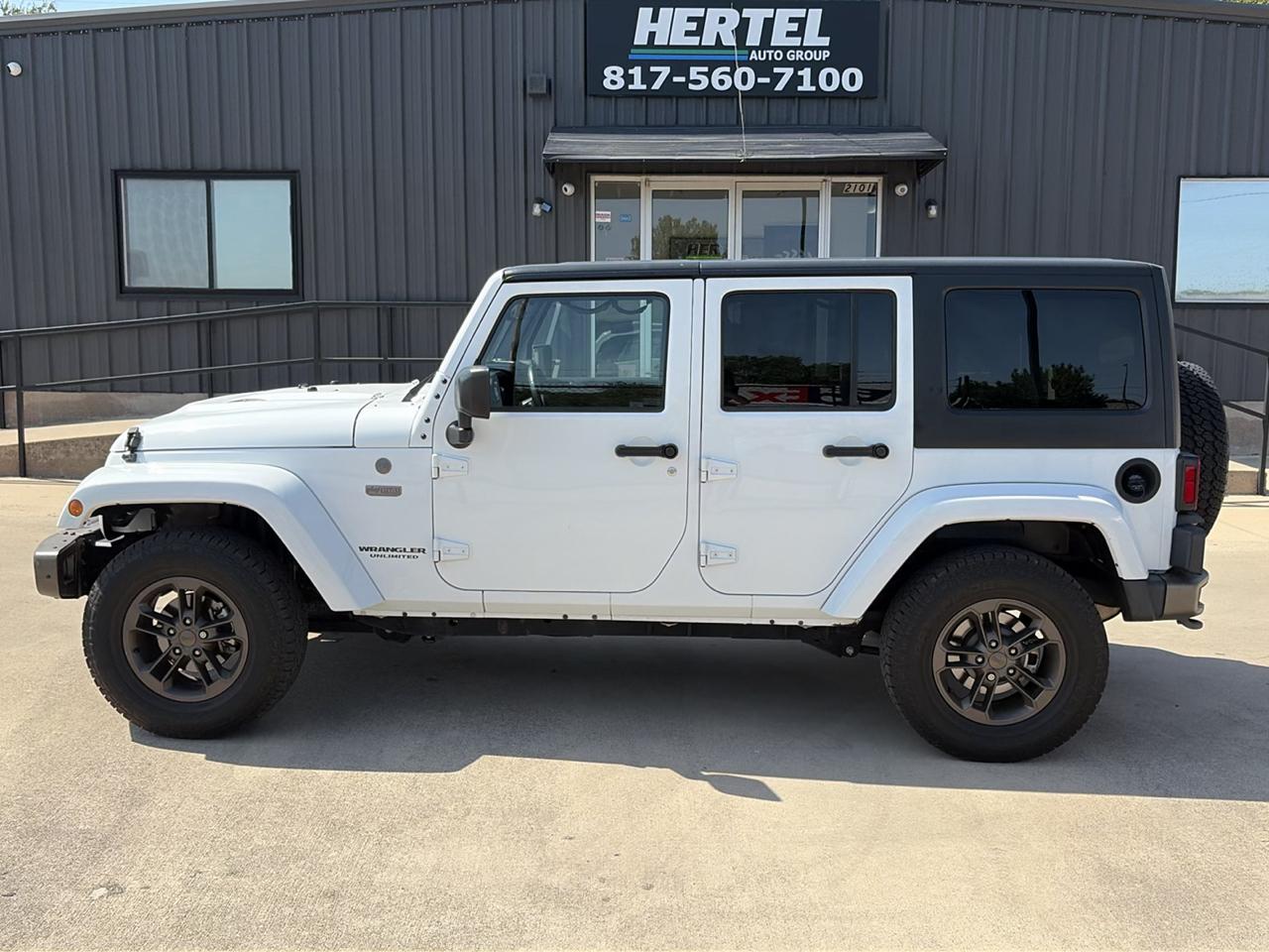 Jeep Wrangler Unlimited Sahara 4WD 2017