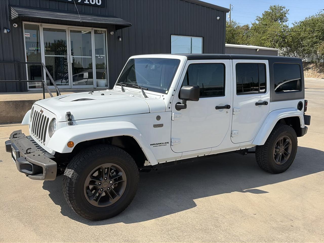 Jeep Wrangler Unlimited Sahara 4WD 2017