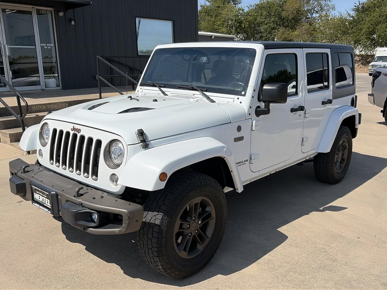 Jeep Wrangler Unlimited Sahara 4WD 2017