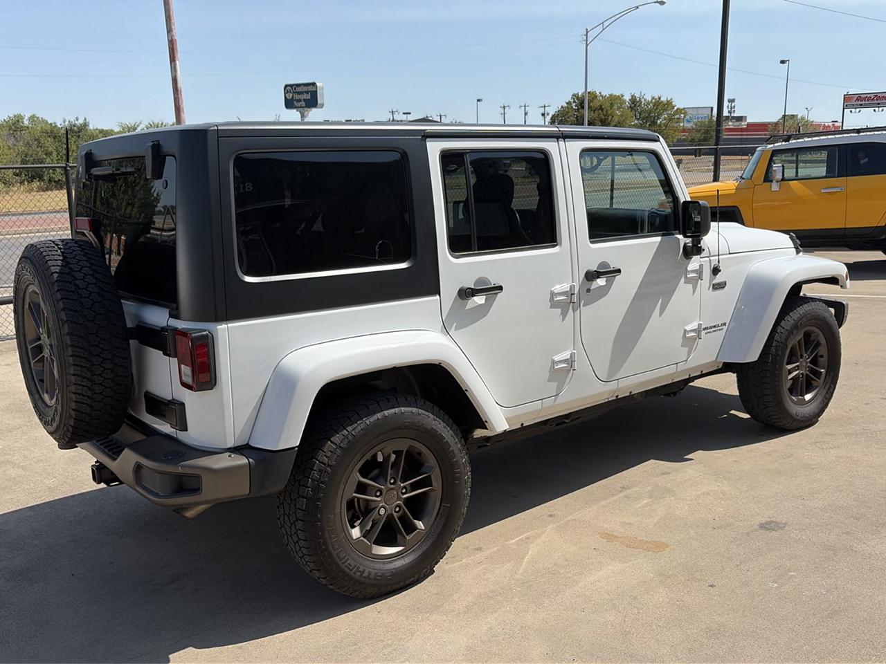 Jeep Wrangler Unlimited Sahara 4WD 2017