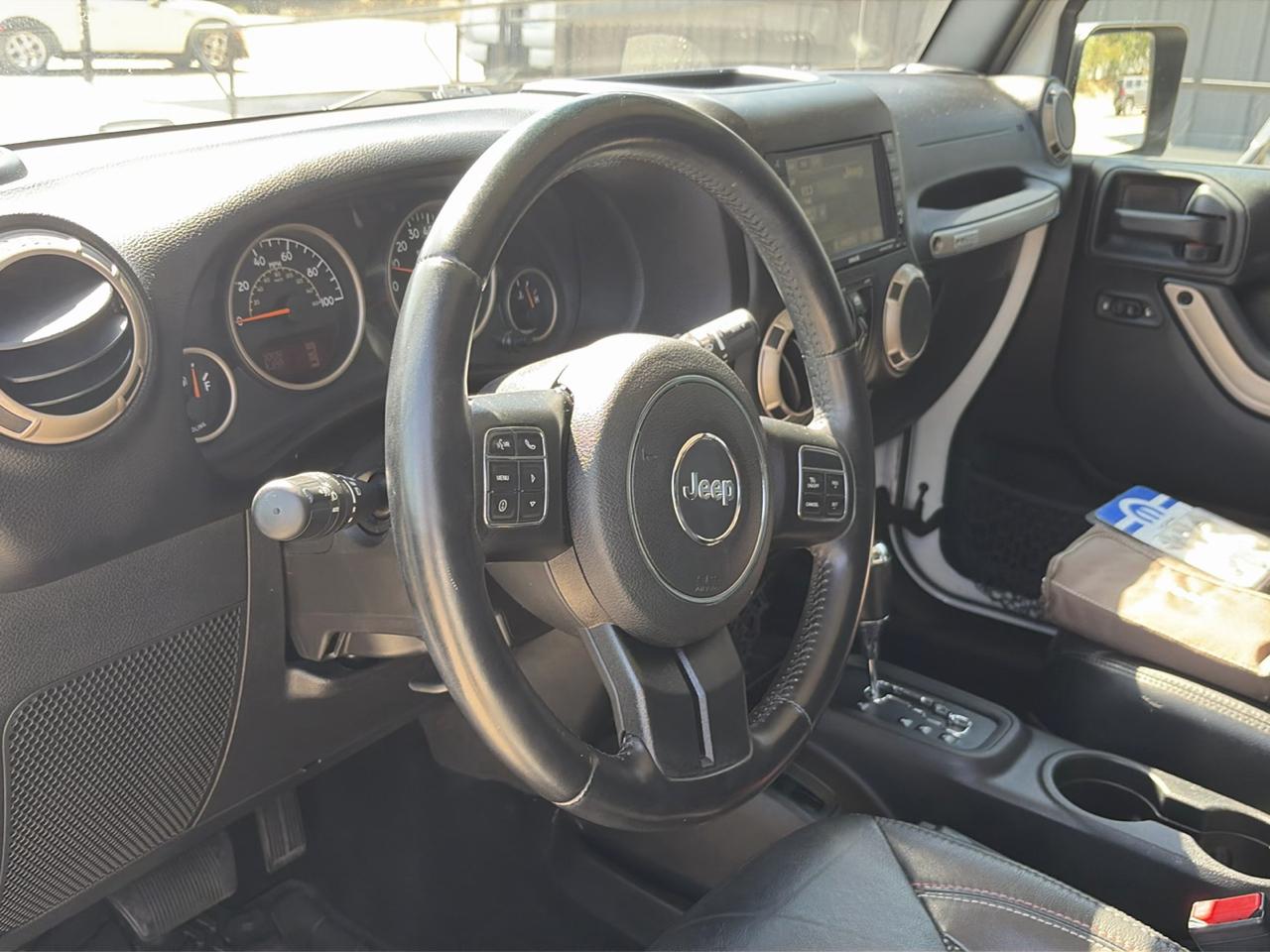 Jeep Wrangler Unlimited Sahara 4WD 2017