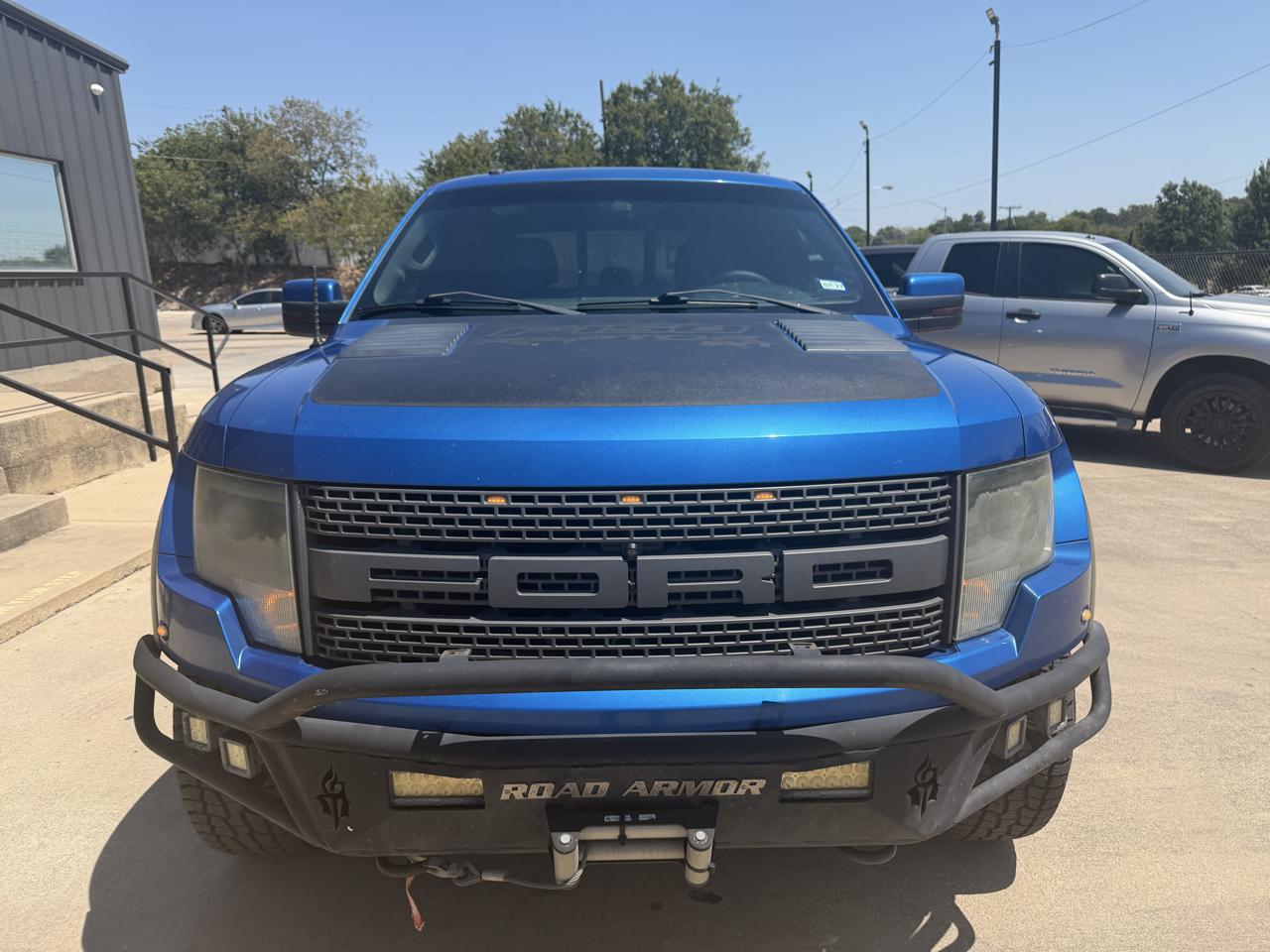 Ford F-150 SVT Raptor SuperCrew 5.5-ft. Bed 4WD 2013