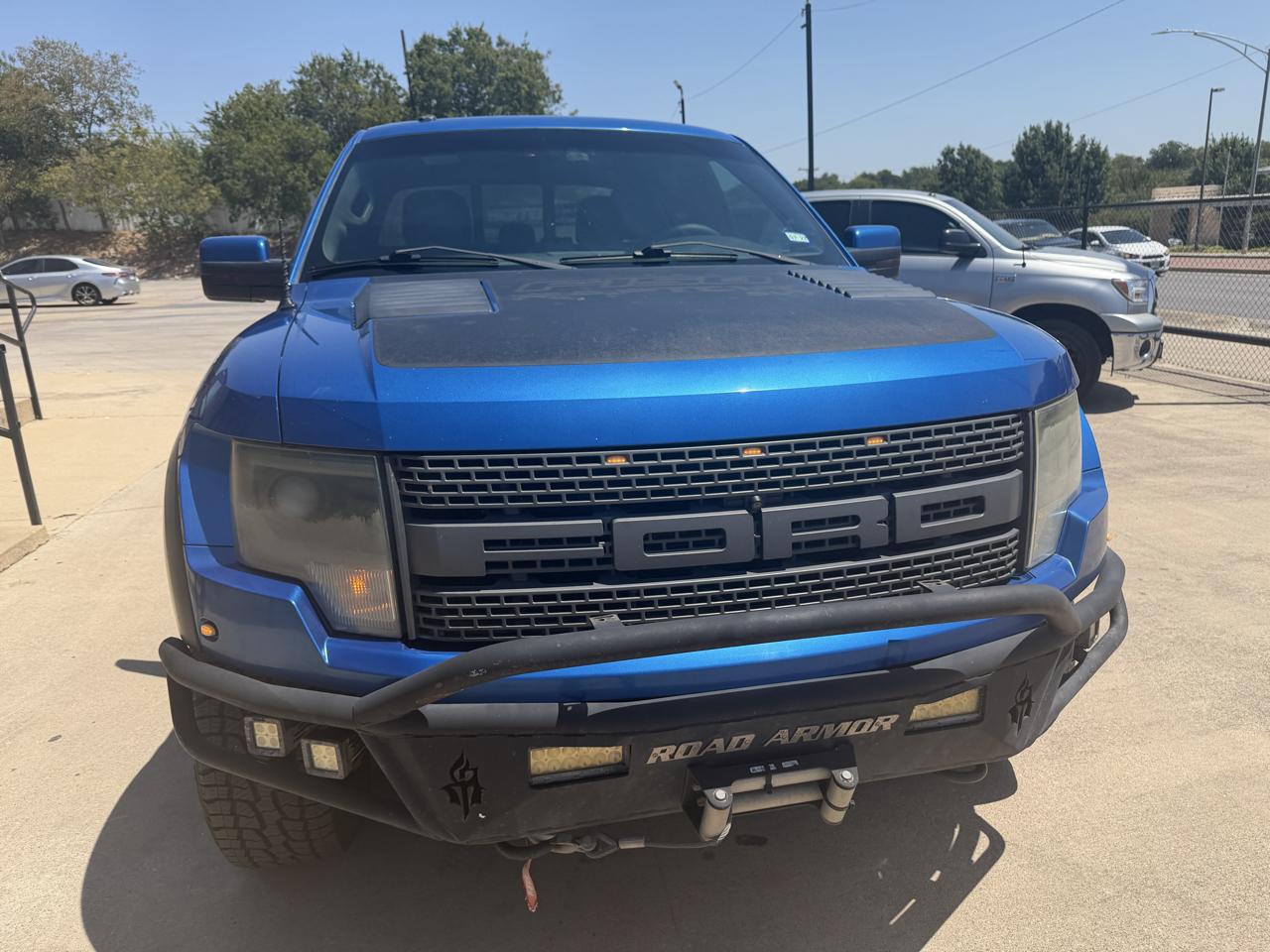 Ford F-150 SVT Raptor SuperCrew 5.5-ft. Bed 4WD 2013