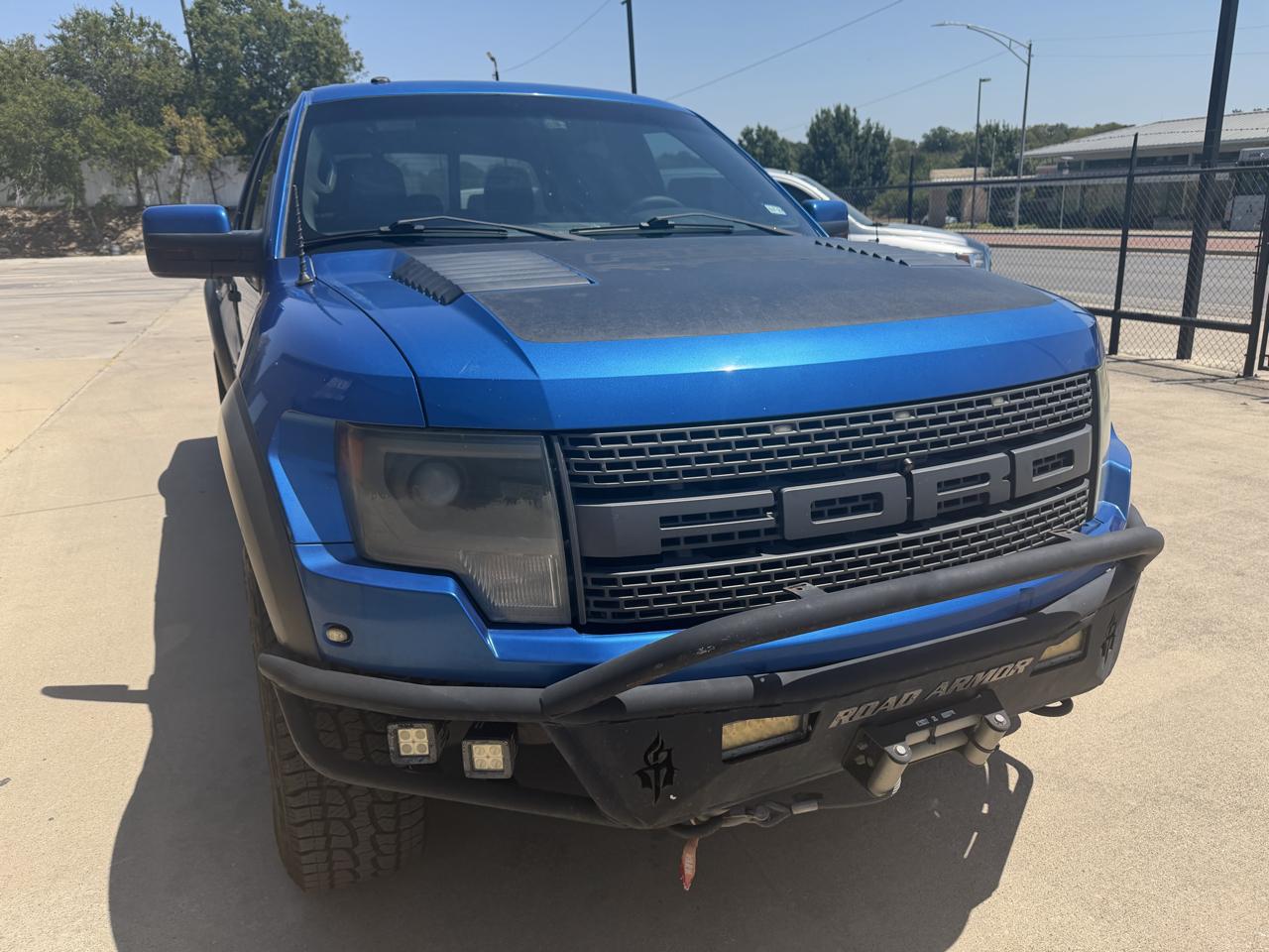 Ford F-150 SVT Raptor SuperCrew 5.5-ft. Bed 4WD 2013