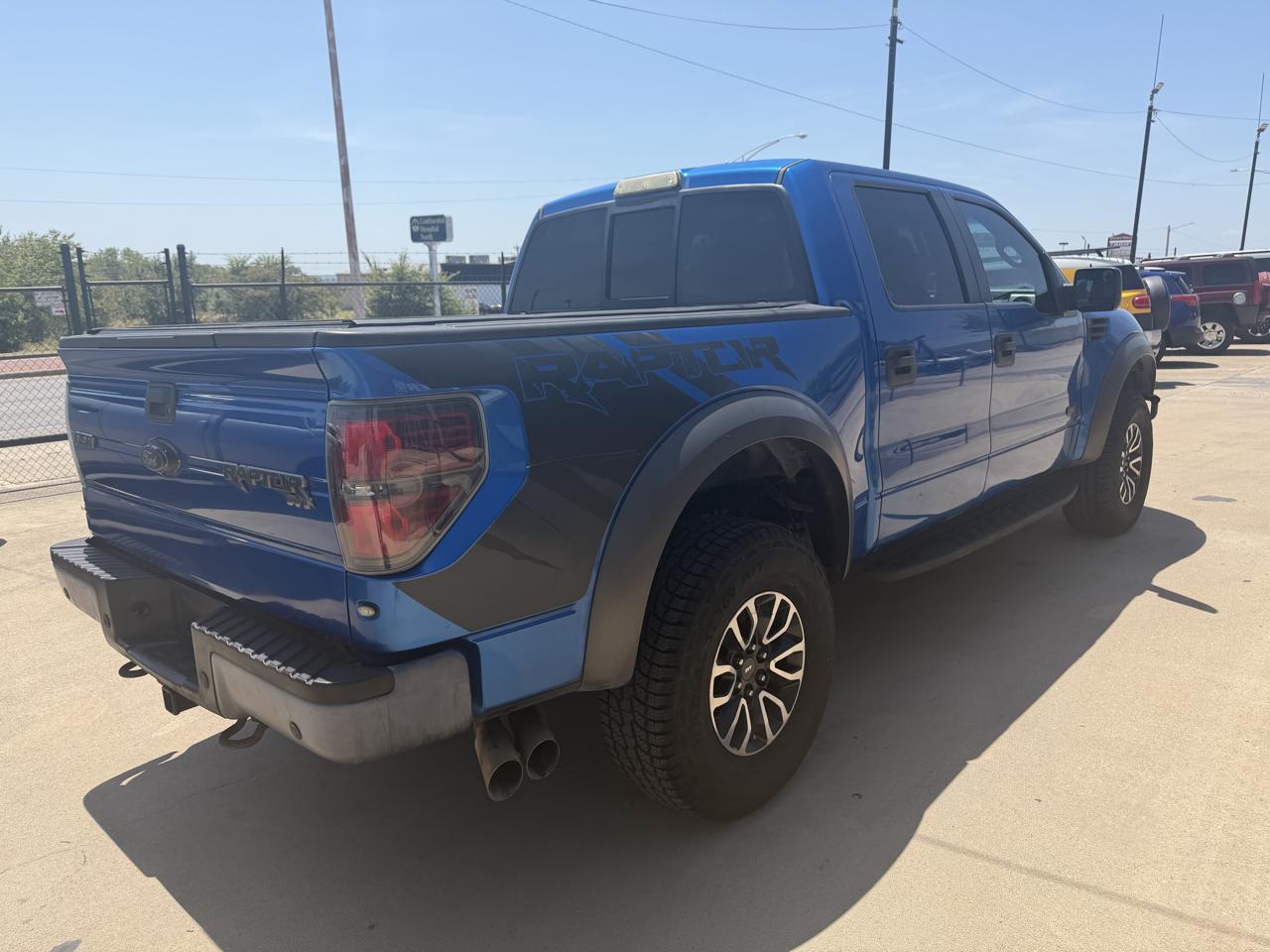Ford F-150 SVT Raptor SuperCrew 5.5-ft. Bed 4WD 2013