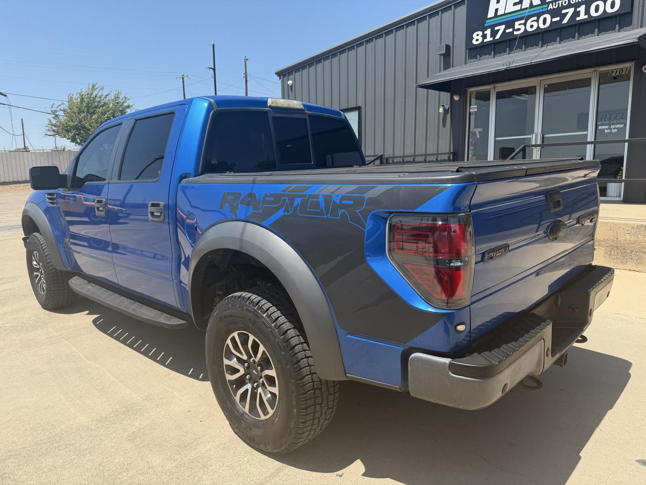 Ford F-150 SVT Raptor SuperCrew 5.5-ft. Bed 4WD 2013