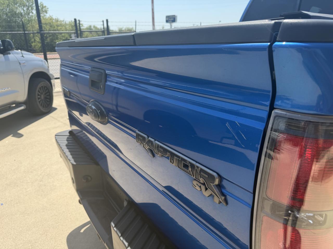 Ford F-150 SVT Raptor SuperCrew 5.5-ft. Bed 4WD 2013