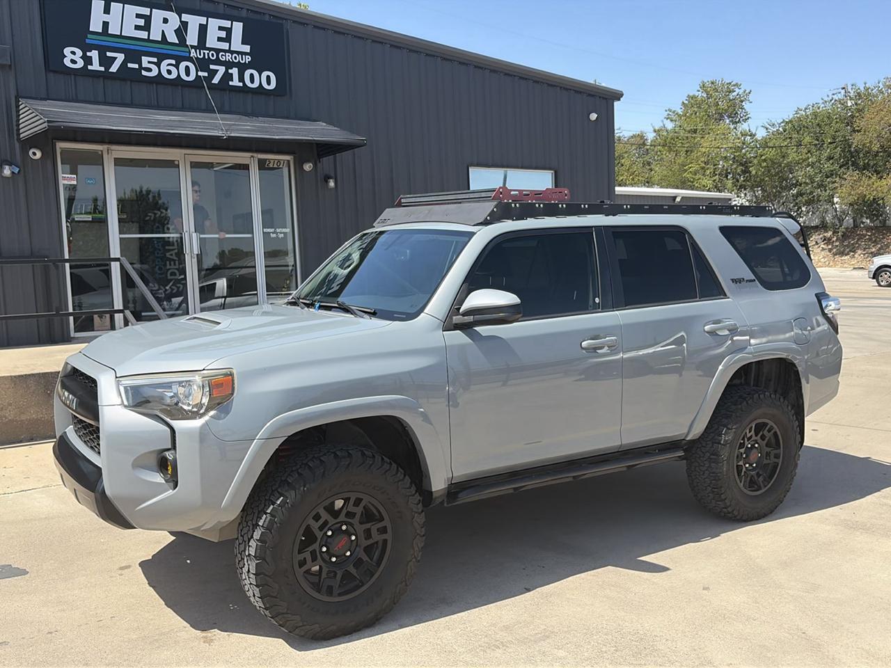 Toyota 4Runner 4WD 4dr V6 TRD Pro (Natl) 2017