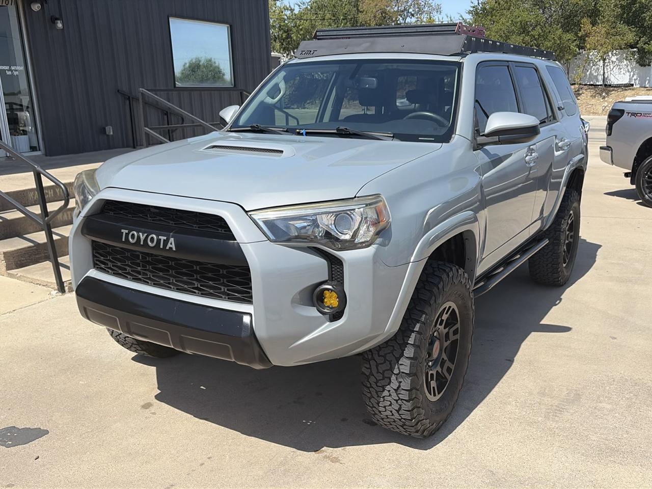 Toyota 4Runner 4WD 4dr V6 TRD Pro (Natl) 2017