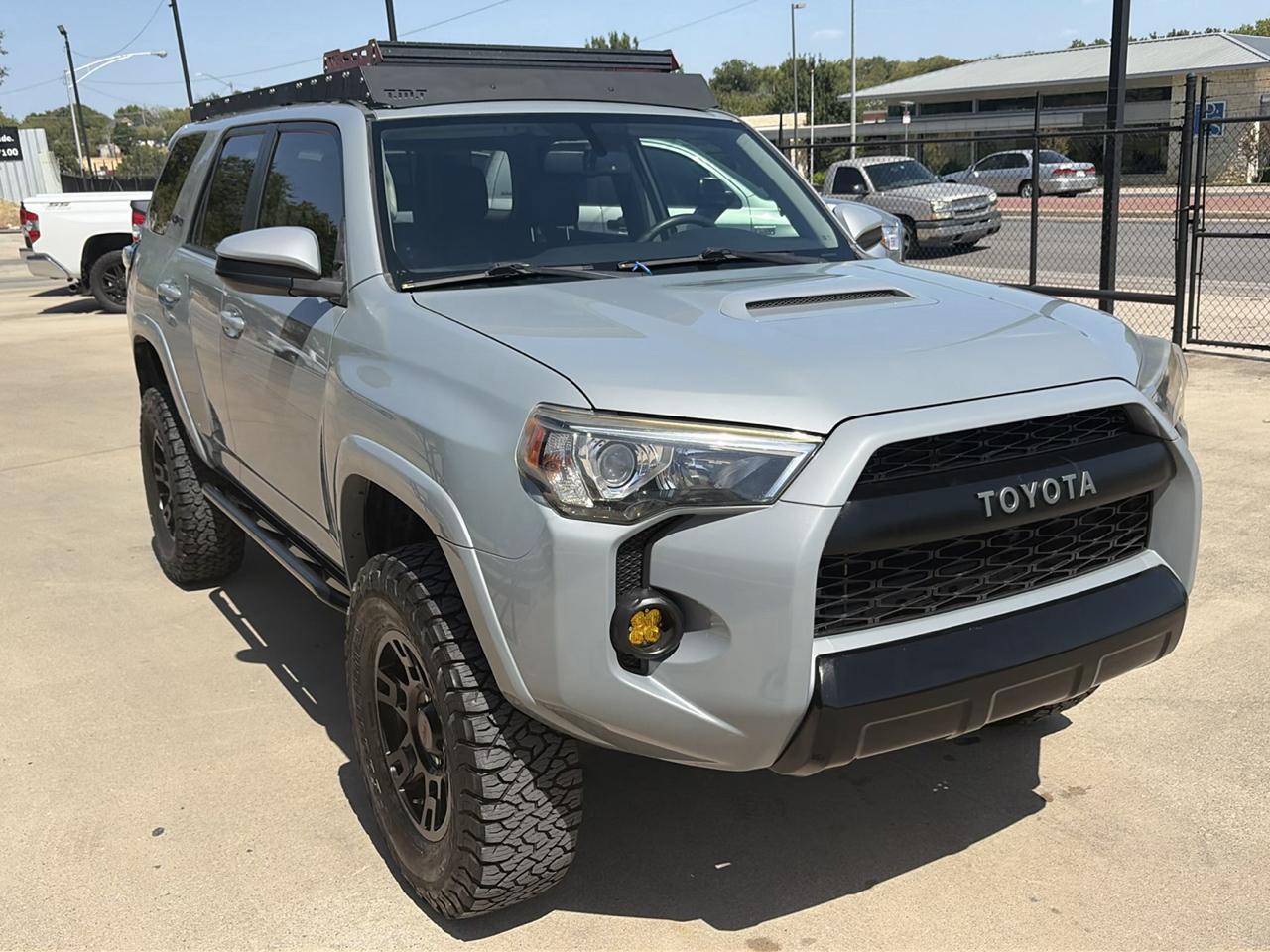 Toyota 4Runner 4WD 4dr V6 TRD Pro (Natl) 2017