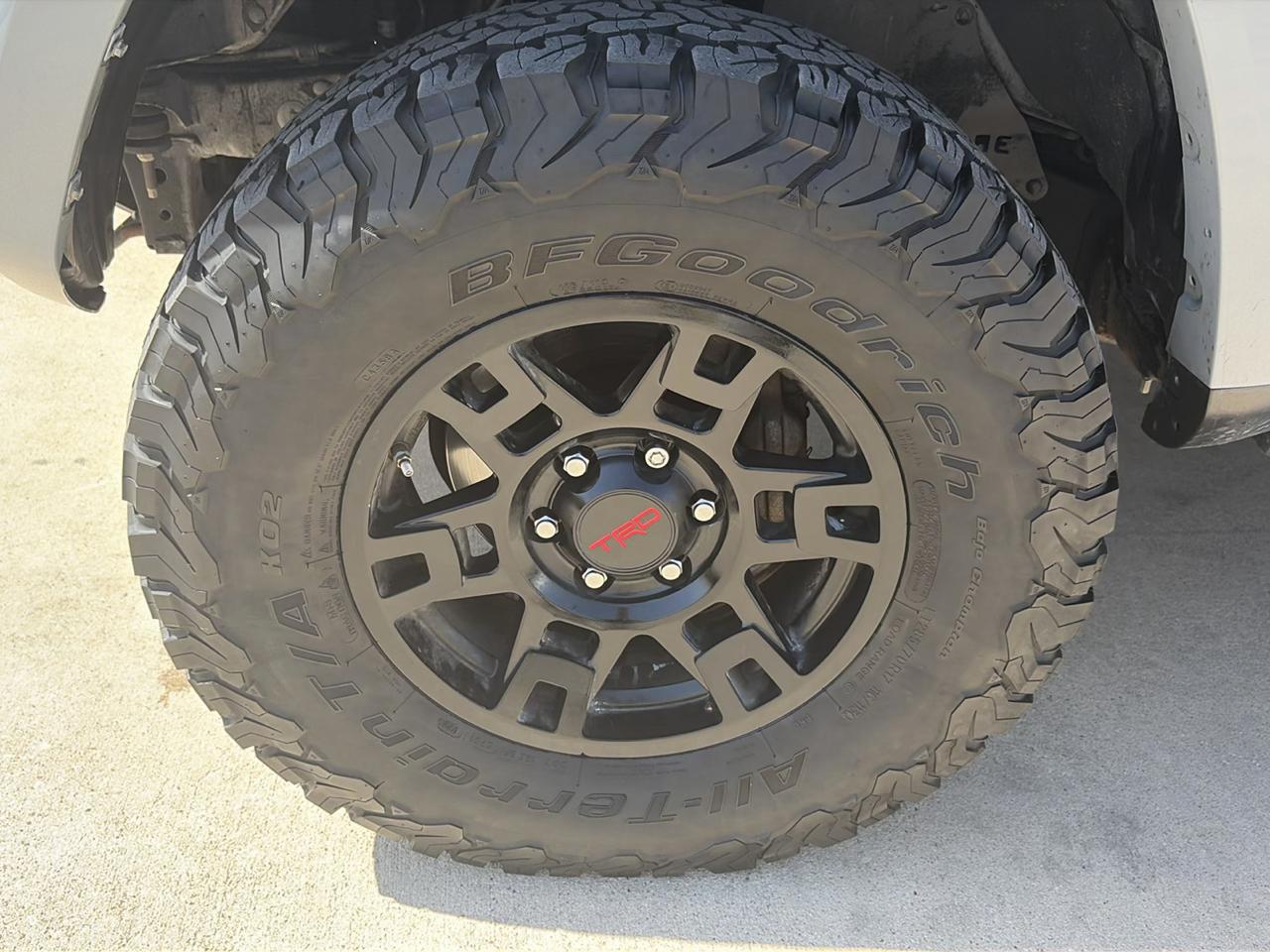 Toyota 4Runner 4WD 4dr V6 TRD Pro (Natl) 2017