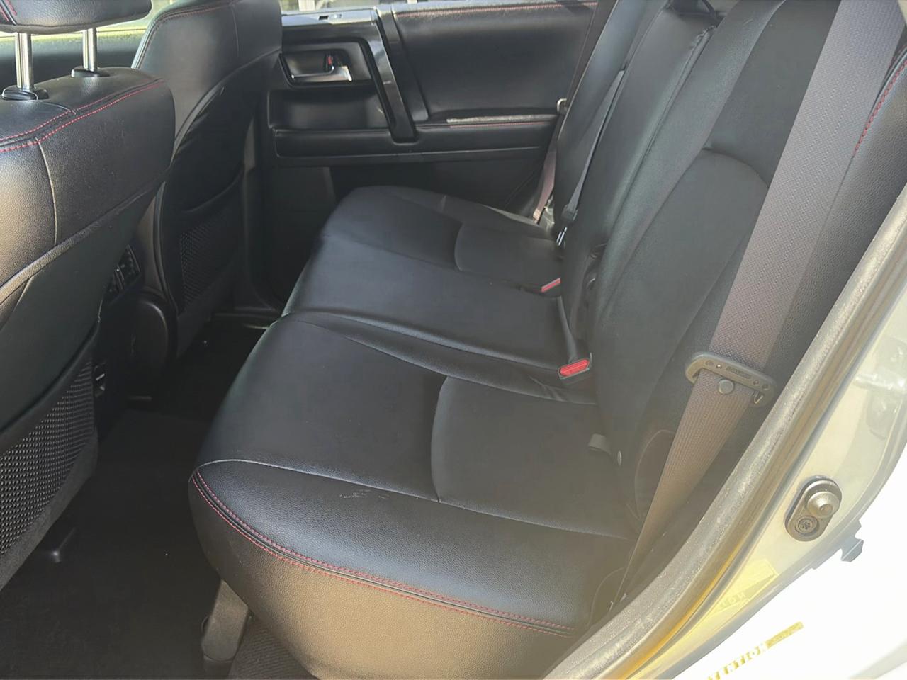 Toyota 4Runner 4WD 4dr V6 TRD Pro (Natl) 2017