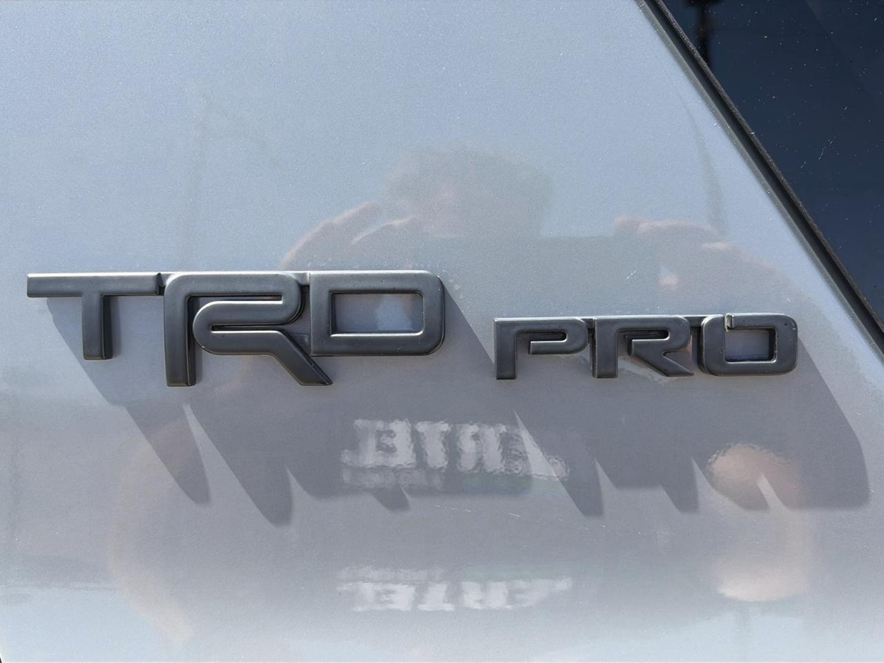 Toyota 4Runner 4WD 4dr V6 TRD Pro (Natl) 2017