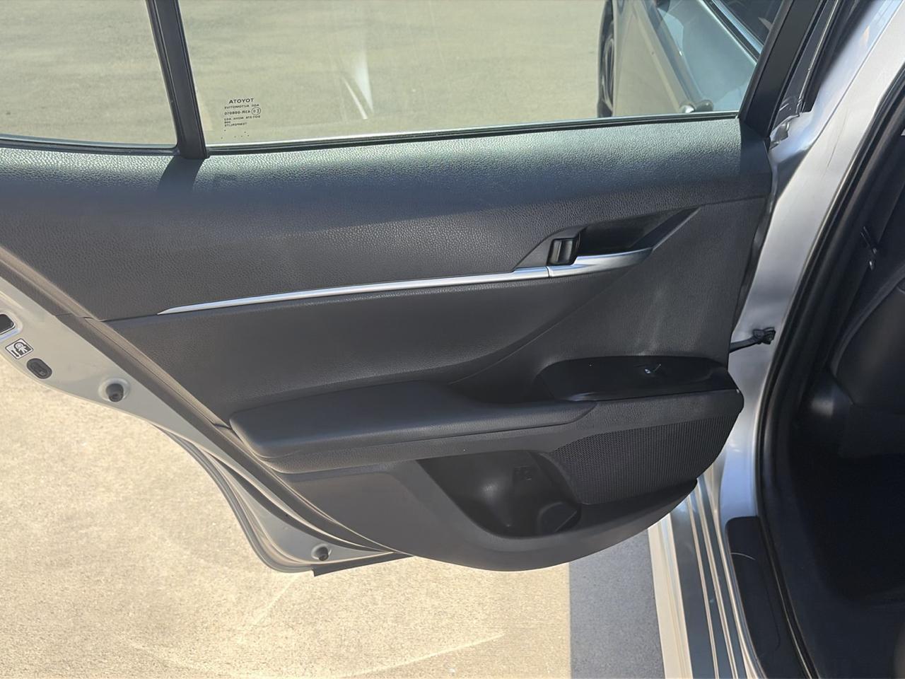 Toyota Camry 4dr Sdn I4 Auto SE (Natl) 2018