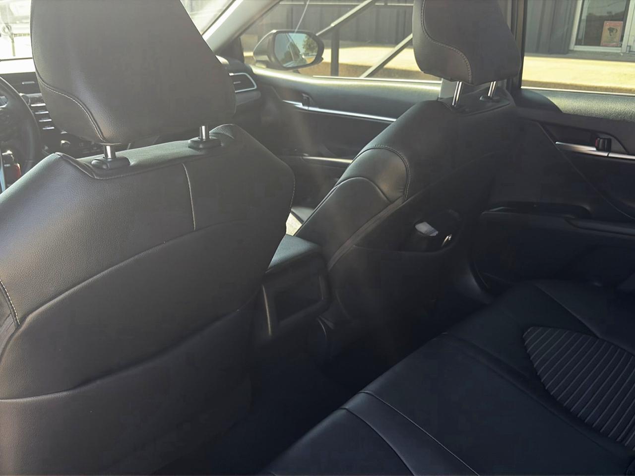 Toyota Camry 4dr Sdn I4 Auto SE (Natl) 2018