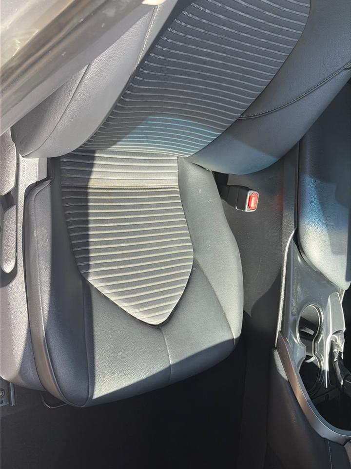 Toyota Camry 4dr Sdn I4 Auto SE (Natl) 2018
