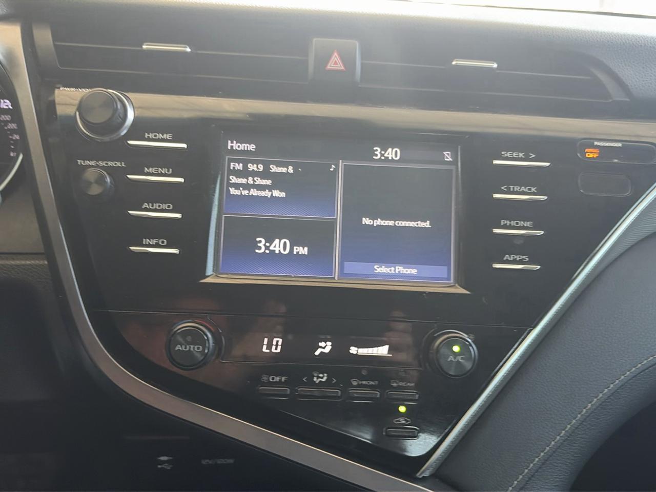 Toyota Camry 4dr Sdn I4 Auto SE (Natl) 2018
