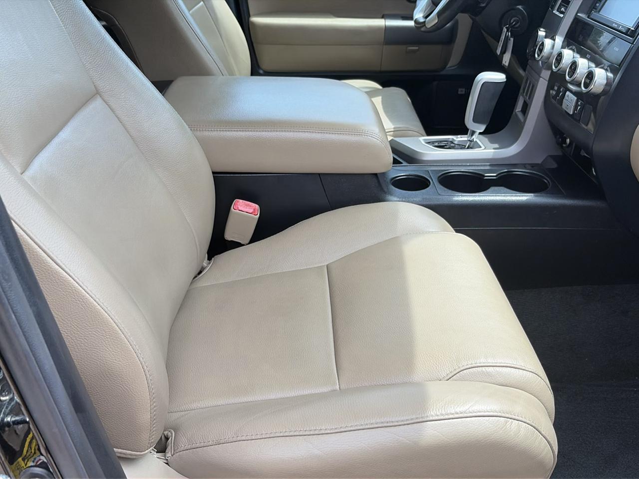 Toyota Sequoia Limited 2WD 2014