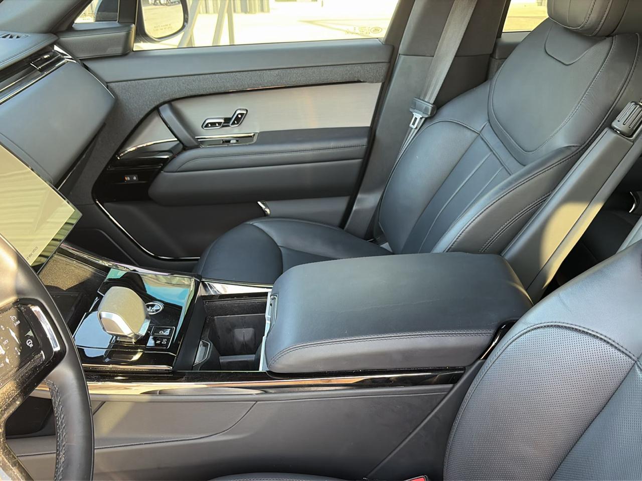 Land Rover Range Rover Sport P400 Dynamic 2024