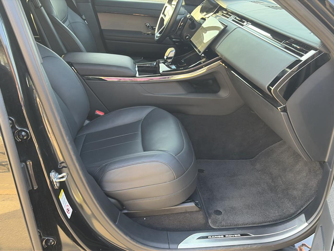 Land Rover Range Rover Sport P400 Dynamic 2024