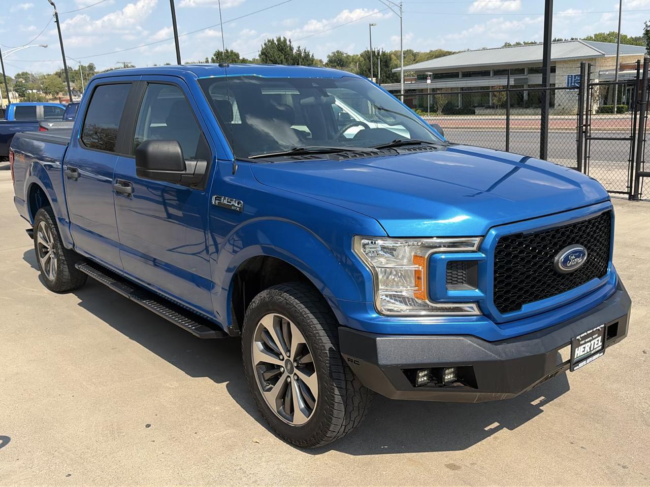 Ford F-150 4WD SuperCrew 145" STX 2019