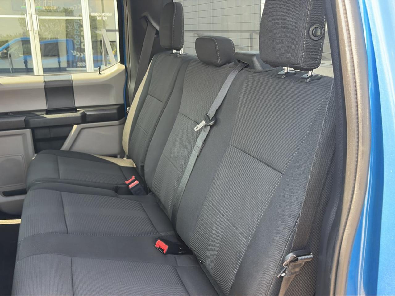 Ford F-150 4WD SuperCrew 145" STX 2019